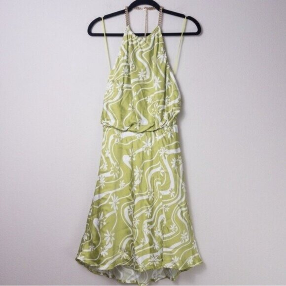 NEW ASTR The Label Quinta Retro Halter Chain Mini Dress M Celery Floral Mabel - Picture 3 of 11